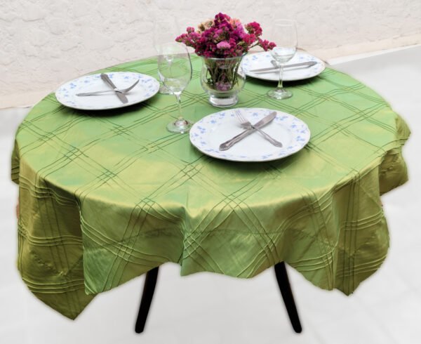 Mantel Cuadrado Verde Limón con Diseño Romboidal, 140 x 140 cm, Acabado Brillante Tornasol