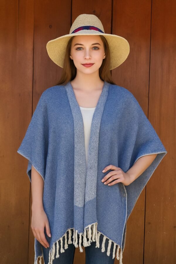 Imagen de WhatsApp 2025-11-07 a las 14.58.42_98459b0d Poncho PO108